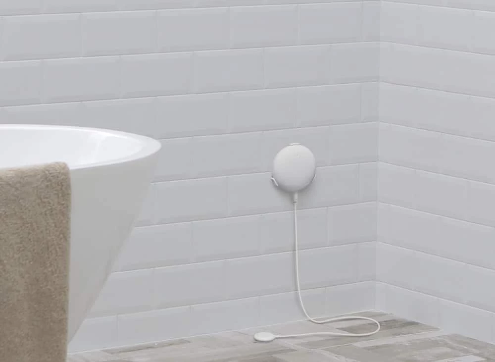 Globe Battery-Operated Smart Wi-Fi Water Leak Sensor, White 4 Globe Battery-Operated Smart Wi-Fi Water Leak Sensor, White - Image 4